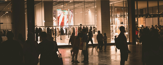 Hybrid Retailers